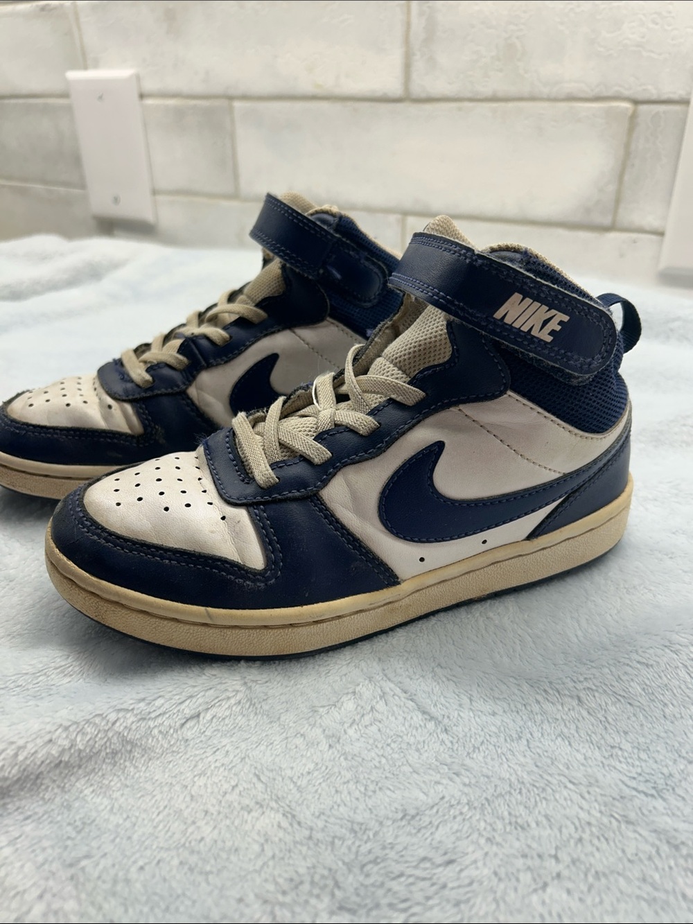 Nike Kids Mid-Top Sneakers in Navy and Cream